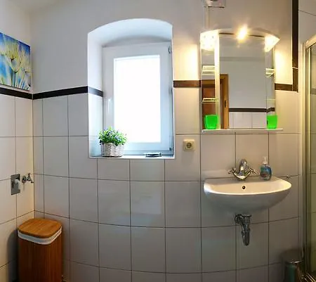 La Petite Maison *